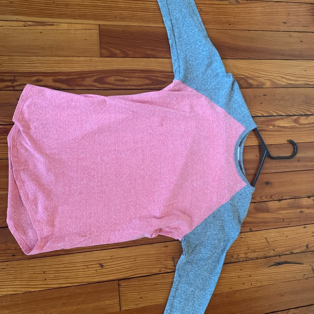 3/4 sleeves- worn once